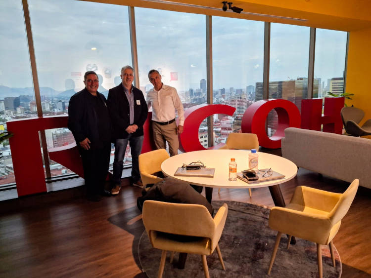 Afiliados CANAGRAF y empresarios de la Industria Gráfica de México